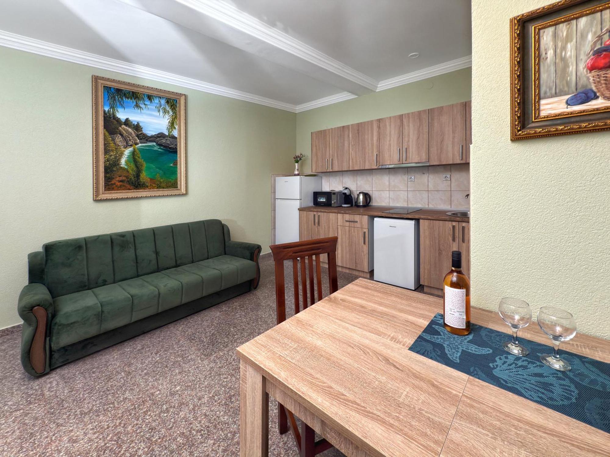Vila Tara Sutomore Bagian luar foto